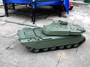 Challenger 1 tank RC radio control model