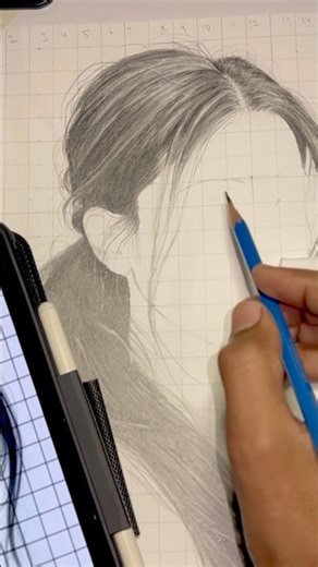 Using grid in portrait #drawing #artclass #pencildrawing #art