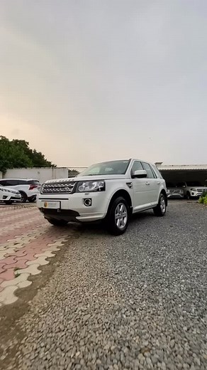 Land Rover Freelander 2 // Model 2014 Registration March 2015 // For Sale // Moto Finder Price 8.90 Lakhs Contact 91-9953970666 #usedcar #landrover #freelander #freelander2 #luxurycar #luxurycarforsale #cheapprice #bestcardeals #motofinder #vasimkhan #carfinder | Moto Finder