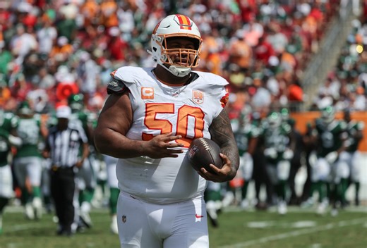 Vita Vea’s Touchdown Celebration Catches Attention During Bucs-Jets