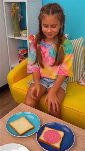 🥪 A Delicious Lunch Switch-Up! #shorts #familyfun