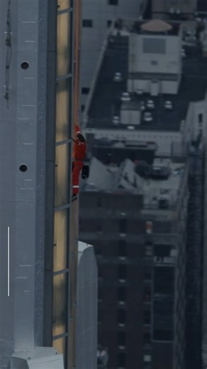 7K views | Jared Leto becomes first person to legally climb the Empire State Building | New York Post Entertainment | Facebook