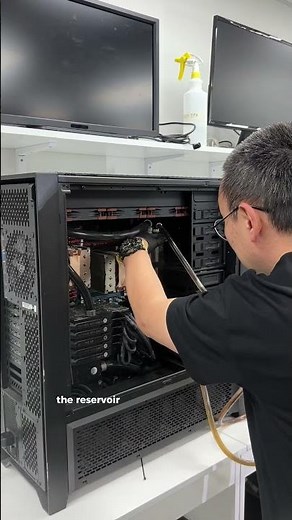 We put Coke to the ultimate test on a heavily stained PC water cooling loop 👀