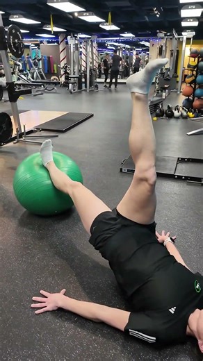 Single Leg Hamstring Curl
