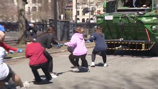 Boston Parks and Recreation’s 2nd annual Duck Boat Challenge draws a crowd to the Common