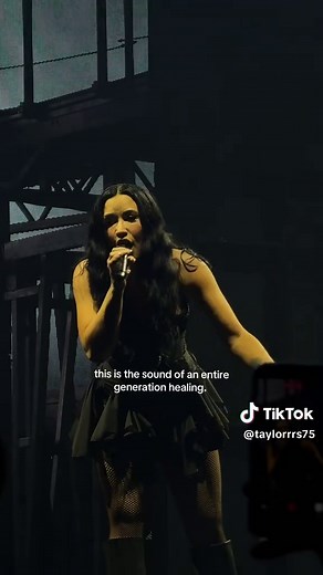 Demi Lovato Skyscraper Live Boston Tour