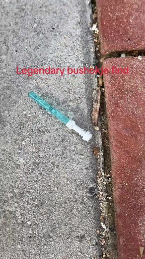 Lego lightsaber @🦘