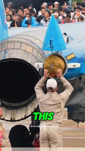 Akinola | Aviator✈️🇳🇬 on Instagram: "A drag chute on a fighter jet is a small parachute deployed during landing to help the jet slow down quickly. Fighter jets land at very high speeds, and the chute provides extra braking when runways are short, icy, or when the jet is heavy. It reduces wear on the brakes and helps the pilot stop safely in limited distance. #aviation #aviationlovers #aviationlovers #avgeek #aviationsafety #civilaviation #military #militaryaviation #fighterjets #aviationdaily 