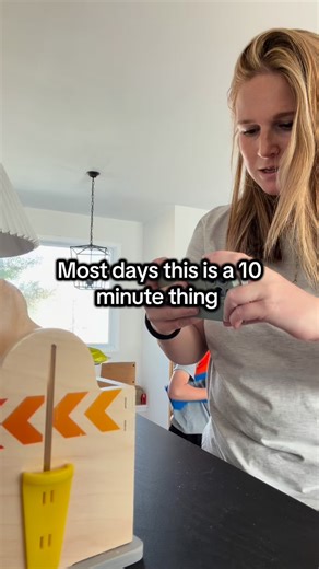 Allie | Mom of 4 Boys on Instagram: "This is what I’ve been doing lately to make some extra money — filming short review videos for Amazon. Once I understood the process, most days this takes about 10 minutes. The confusing part was the beginning, which is why I wrote everything down step by step. I turned it into a simple guide and linked it in my bio in case it helps you too. #sahm #momsidehustle #momshelpingmoms #amazononsite #momsoﬁnstagram"