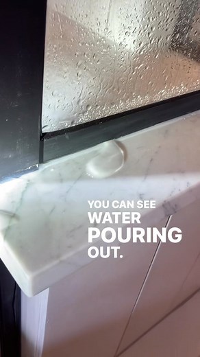 🚿💦 Leaking shower enclosures are common 💦 It’s never good to have a 2nd floor shower leaking out on the floor like this, but it’s an easy fix. #homeinspection #newconstruction #newconstructionhomes #dallasrealestate #dallasrealtor #mckinneytx #mckinneyhomeinspector | Systematic Home Inspections