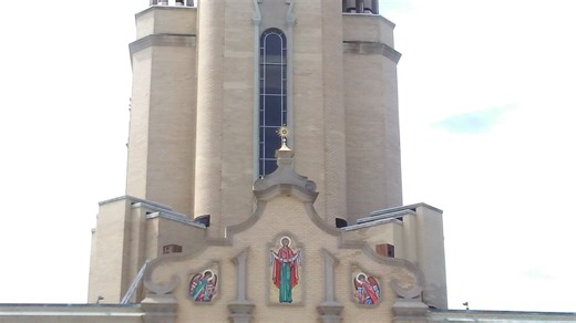 Will Ukrainian center in Franklin be demolished for massive warehouse off Route 287?