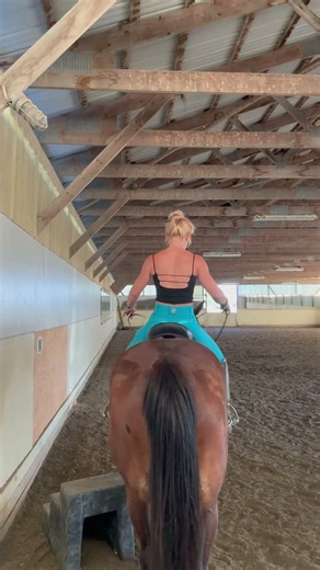 One thing before I go #itsamandalee #horse #cowgirl #horsegirl