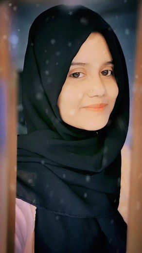 Exploring Elegant Traditional Fashion Styles