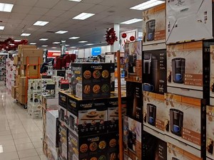 New Kohl's stackable offers: 25% off coupon, $10 Kohl's Cash, 20% off jewelry coupon