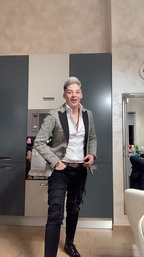 Stylish Outfit Ideas with Houndstooth Blazer