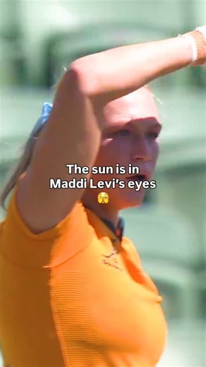 Sun in the eyes is no problem for Maddi Levi and Australia at Perth SVNS 2026 🏉 #rugby #HSBCSVNS #HSBCSVNSPER | RugbyPass