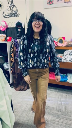 RUNWAY The Boutique on Instagram: "It’s Friday!!! 📣 REMINDER: I’m closing at 4pm today, closed tomorrow (Saturday) Be back normal hours next week!! 📆 Mark your calendars for all events, classes and pop up homemade amazingness sales! (Bake sales, salsa sales) 👗 Who’s outfit is better!!? Mine, Onyx’s or Belinda’s!! Look out for, Who’s outfit is better post! Cast your vote and be entered to win babe bucks! The 50% off table is stacked!! Come snag you a good deal on some amazing vibes. See you so