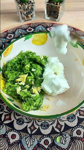 Tzatziki frais & maison 🥒✨ une sauce légère au concombre et au yaourt grec