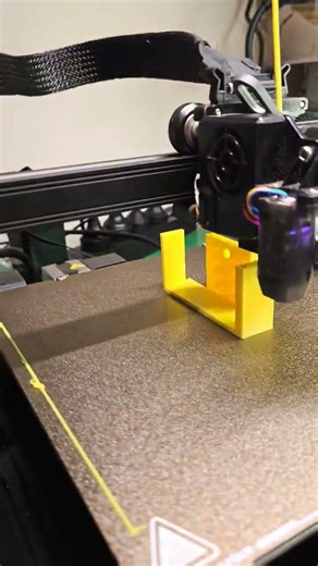 AI to CAD to real world #3dprint #perplexityai