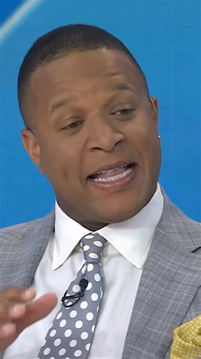 Coco Gauff's dad came to the rescue when she fell on the clay after her French Open win! 🤝😂 | Today Show