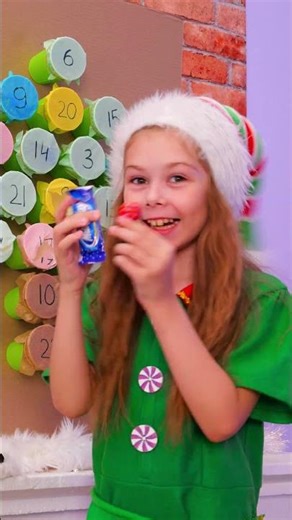 🎁 FUN DIY GIFT Game for Christmas! #shorts #kids