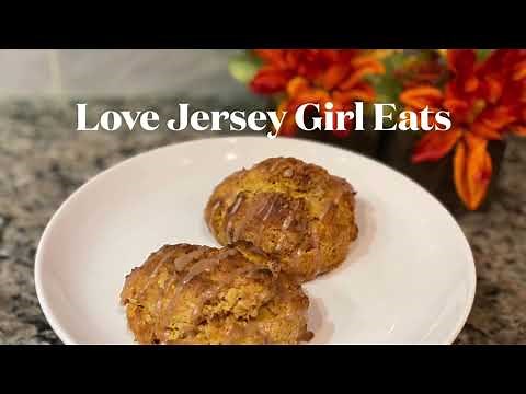 Easy Simple Bisquick Pumpkin Spice Scones #yummy #yum #scones #pumpkinspice #food #foodie #foodlover