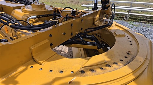 Built using proven components and smarter engineering, the Cat High Performance Circle takes the Cat 140, 150, and 160 motor graders to the next level. From an excavator‑grade slew bearing to a redesigned blade carriage, it’s all about strength, reliability, and lower cost per hour—so you can focus on the job, not the downtime. Read more: https://bit.ly/3ZpiYnP Caterpillar | Cat Construction | WesTrac Cat