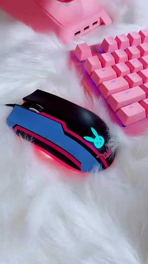 Razer Quartz Keyboard - Pink Gamer Aesthetic
