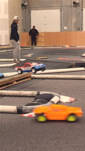 The Amigos on Instagram: "Calling all 2wd Short Course! We went up to Canada to play at the Outlaw Rc indoor track and I had a HOOT! Man that class was so much fun! Let’s get a roll call for all the @diehard_rc racers that can bring one out to the track this weekend!"