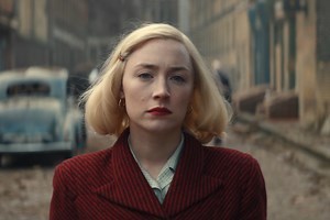 London was bombed for 57 consecutive nights during WWII. This is the story of #BlitzFilm, a new film by Academy Award Winner Steve McQueen, now playing in select theaters. Streaming November 22 on Apple TV #SaoirseRonan #SteveMcQueen #AppleFilms | Apple TV