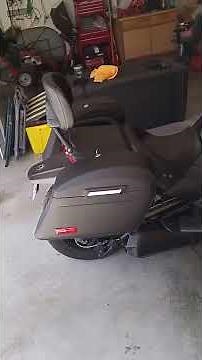 2016 Spyder F3S Motorcycle Saddlebags Review - vikingbags.com