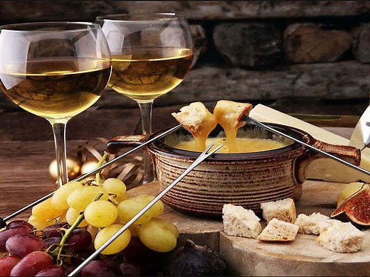 6 Best Wines for Fondue: Ultimate Pairing Guide