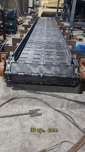 143K views · 1.7K reactions | Actual footage of the workshop, chain plate conveyor machine debugging, super high-temperature resistant | China. Conveying equipment factory | Facebook