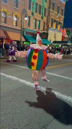 The Universal Studios Orlando Christmas parade is pure holiday magic.