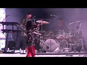 KINGS AND QUEENS - 30 Seconds To Mars live in Paris - 14/03/2018