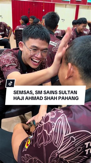 #semsas SM SAINS SULTAN HAJI AHMAD SHAH! Semoga terus berjaya! F4 & F3 . Abang doakan yang terbaik buat kamu adik-adikku. All the best as-siddiq! Al-Farabi. Kamu jangan mengalah . Jadi sekolah terbaik seluruh pahang dan seluruh malaysia! Hadirkan diri. #zackzawani #zhampion #riseup #bangkitterus