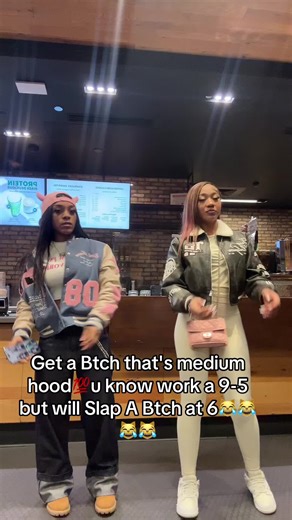 Theprettiest.Mya (@theprettiest.mya)’s video of working 9 to 5