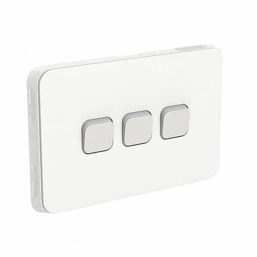 Clipsal Iconic 3 Gang Horizontal Switch 10A White | 3043HA-VW