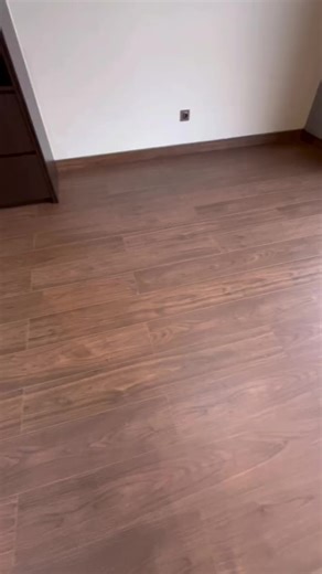 PART 2 Review timeee 🤩✨ Lemari custom dari Ruwarna Studio ini nggak cuma estetik, tapi juga super fungsional! Mulai dari penyimpanan yang luas, kompartemen tersembunyi,hang lift sampai detail finishing yang bikin tampilannya makin premium 🥰 Pokoknya sekali lihat langsung pengen punya 😆 Kira-kira fitur mana nih yang paling kamu butuhin? #RuwarnaStudio #DesignInterior #KitchenSetJakarta #JasaDesain #videoviral