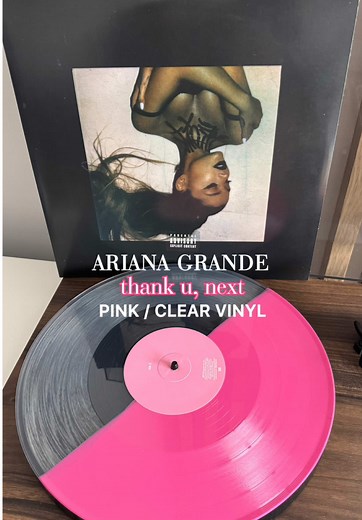 Thank U, Next Vinyl Unboxing – Ariana Grande