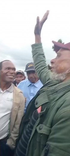 Honourable Cr. Pandea Karepa serving Yaro2 for more 30 years. He just retruned his seat and madea powerful speech in Wiru dialectic. So pround of him. God bless him. #highlightseveryonefollowers20251 | Simon Kange