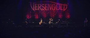NEUES LIVE-VIDEO: BRAUNE PFEIFEN YouTube: 👉🏼 http://bit.ly/BraunePfeifenYT Album: 👉🏼 https://versengold.lnk.to/NordlichtMaerchenVonMorgen Am 08. Mai jährt sich der Tag der Befreiung vom Nationalsozialismus. Deshalb möchten wir die Gelegenheit nutzen, um noch einmal klar Stellung zu beziehen! Wir finden es gerade in der aktuellen Lage besonders wichtig, sich klar von (Neo-)Nationalsozialistischem Gedankengut zu distanzieren und sich zu Demokratie und universellen Menschenrechten zu bekennen. 