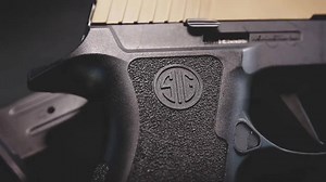 7.5K views · 174 reactions |  Le vétéran de la Delta Force Kyle Lamb de notre partenaire Viking Tactics Inc. a élaboré avec Sig Sauer le VTAC P320. Découvrez en direct du salon Shotshow ce superbe custom. | 5.11 Tactical | Facebook