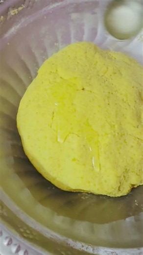 Dal Poori Recipe | Crispy Stuffed Dal Poori | Traditional Indian Poori Recipe