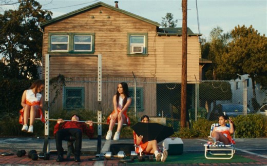 Bankrol Hayden - Bop Slide (feat. Blueface, OHGEESY  Maxo Kream) Music Video