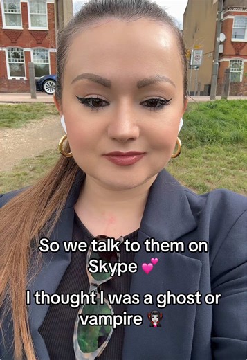 Hilarious Skype Mishap: Am I a Vampire? 😂