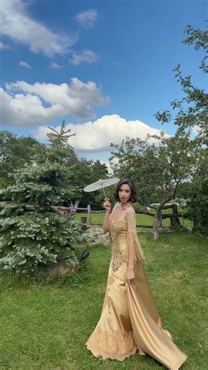 Prom Work of Art: Elegant Look Breakdown