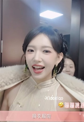 Stunning Dance Performance by Cheng Xiao and Trinh Tieu