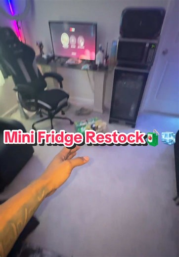 Restock my mini fridge with me😁 #fyp | Restocking Mini Fridge