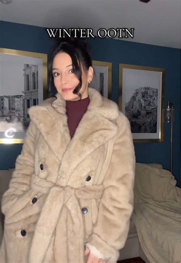 Something about winter fashion ✨#fyp #winteroutfitinspo #winterfashion #ootn #whatiwore @SKIMS @abercrombie @Jessica Simpson Collection @7 For All Mankind